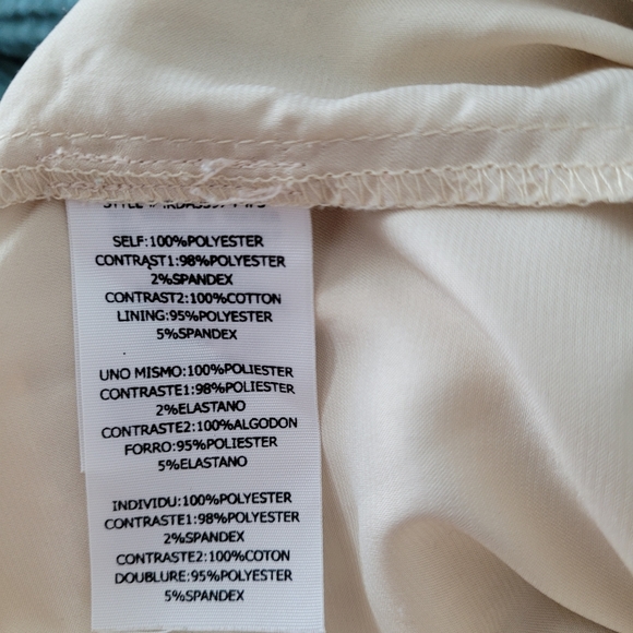 ⚜️Stunning Sleeveless Dress⚜️ - Picture 7 of 8